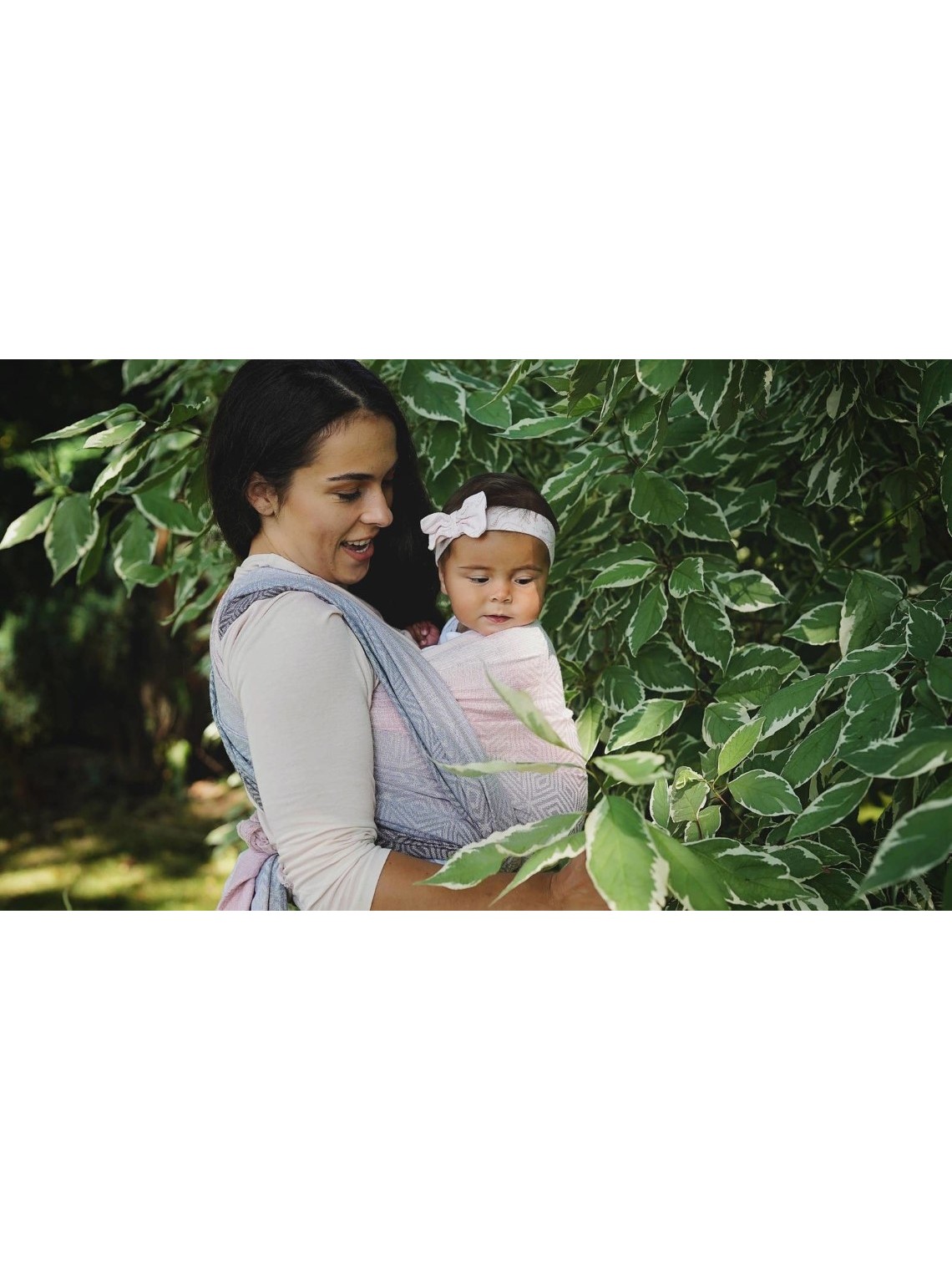 Little Frog kantoliina vauvan kantamiseen