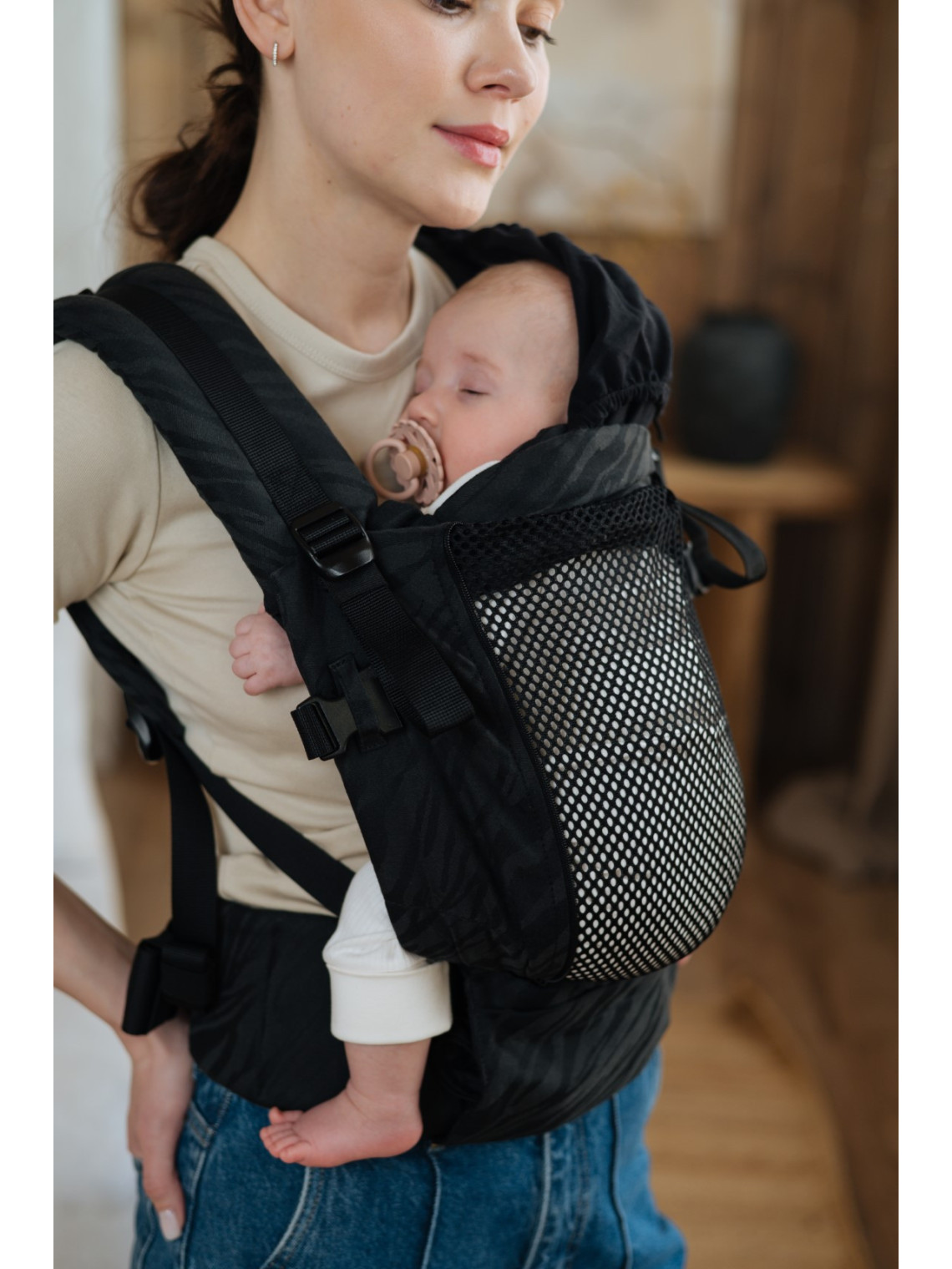 Love&Carry ONE ergonominen kantoreppu