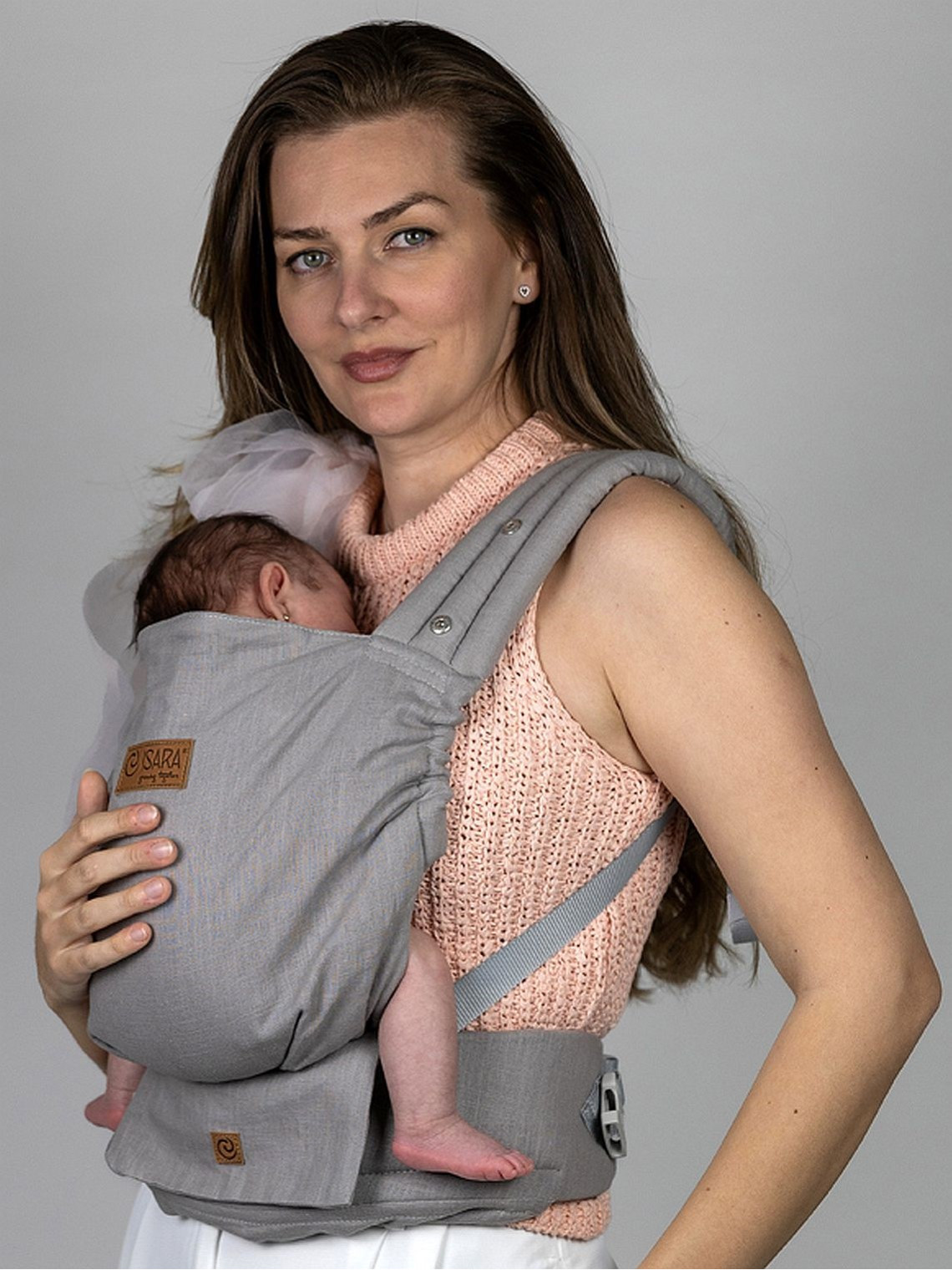 ISARA Elite – tai stiliaus ir techninio tobulumo derinys tėvams, kurie vertina kokybę be kompromisų.