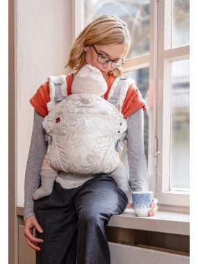 Manduca XT – auganti nešioklė nuo 3,5 iki 20 kg