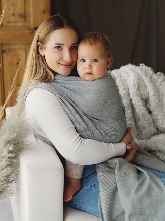 Little Frog baby sling – patogi ir prieinama nešioklė kūdikiui